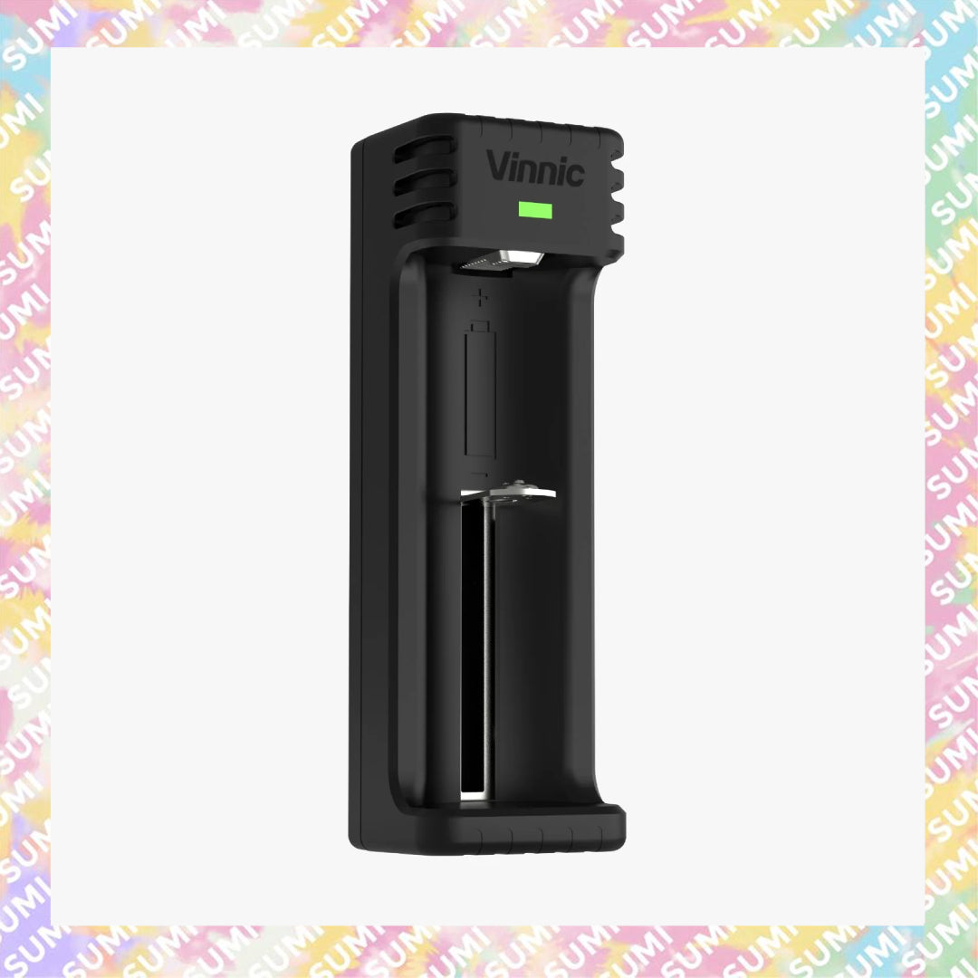 Vinnic 銀戰士電池 - 【NMRB01G1-BK】18650 / 21700 電池充電器 1槽位智能快充 兼容10340/17335/17500/17670/18350/18500/18650/18700/20700/21700/26650｜USB‑C 輸入｜4.2V/1A 智能充電